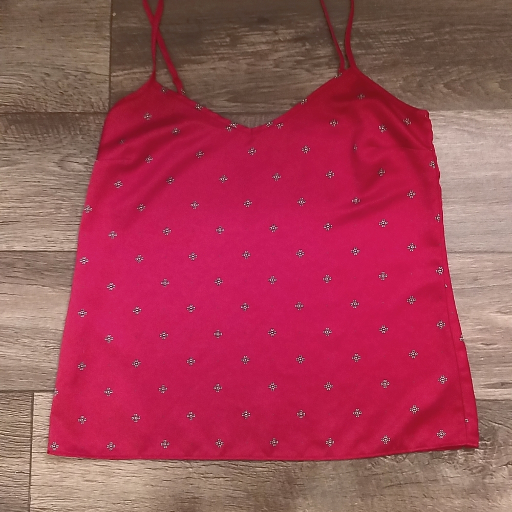 Two tank tops - Picture 3 of 6